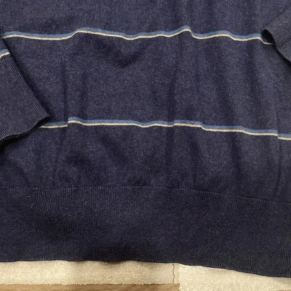 [XL]Banana Republic Luxury Blend Blue striped LS V Neck Pull Over Sweater - Picture 6 of 7